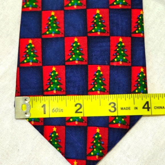 Barbara Blank Silk Christmas Tree Neck Tie - Picture 7 of 10